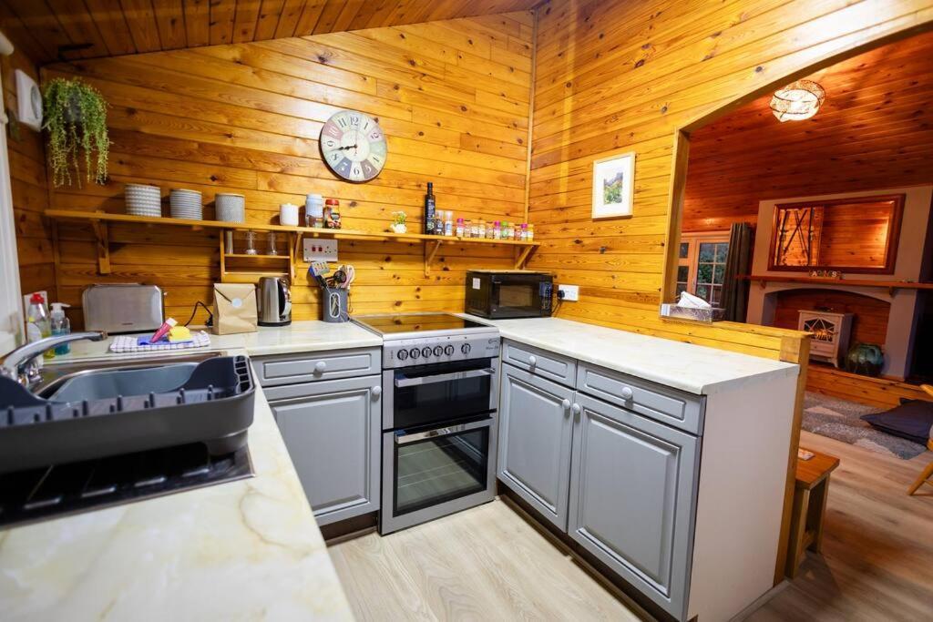Rural Log Cabin In Snowdonia Near Coed Y Brenin By Seren Short Stays Ffestiniog Luaran gambar